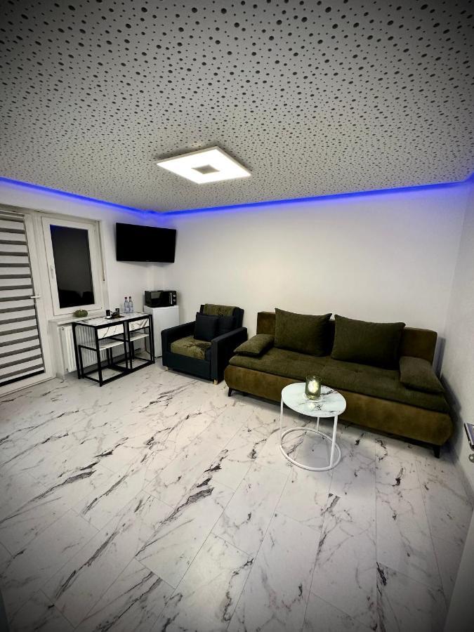 Deluxe - Apartment ' Andrei 2 ' - Neu In Нойбург ан дер Донау Екстериор снимка